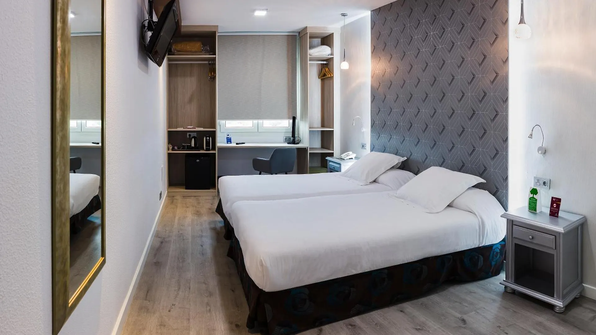 Bellavista Sevilla 4*,  İspanya